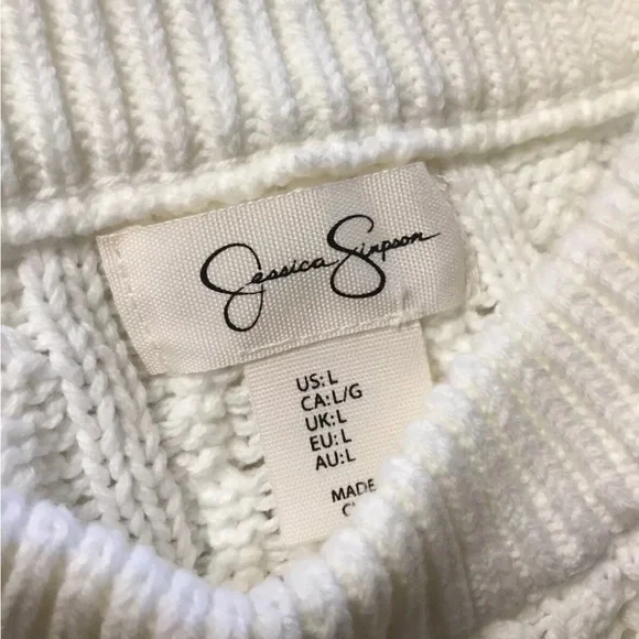 Jessica Simpson White Chunky Cable Knit Sweater - Picture 4 of 4